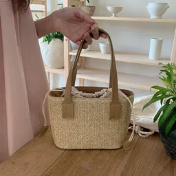 corsica DressBerry Bucket Satchel with Tasselled image 2