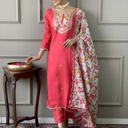 SHREE KHODAL FASHION Women Floral Embroidered Regular Kurta with Trousers & With Dupatta-picture-14