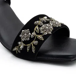 SHRIVAS BY ARCHITA MEHTA Ethnic Embellished Block Heels With Buckles image 3