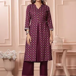 BulBul Women Floral Printed Rayon Kurta with Trousers-picture-48