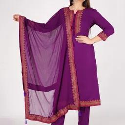 rf clothes Ethnic Motifs Printed Notch Neck Straight Kurta With Trousers & Dupatta-picture-47