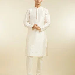 Diwas by Manyavar Men Floral Embroidered Sequinned Mandarin Collar Straight Kurta-image-19