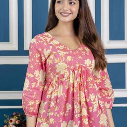 MERAAKI FASHION Women Floral Printed Pleated Empire Top-image-19