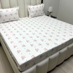 Pure Decor White & Peach-Coloured Floral 330 TC Queen Bedsheet with 2 Pillow Covers-image-8
