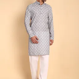 Vardha Mandarin Collar Geometric Printed Straight Cotton Kurta-image-35