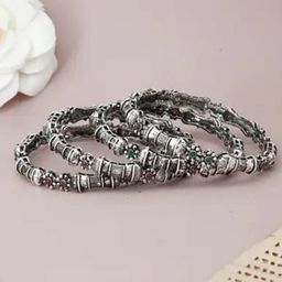 The Pari Set Of 4 Silver-Plated Artificial Stone-Studded Bangles image 3