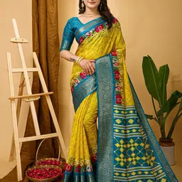 HI FI NX Floral Zari Silk Cotton Kanjeevaram Saree-image-40