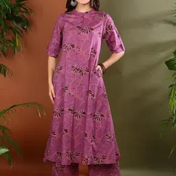 YASH GALLERY Women Floral Printed Regular Pure Cotton Kurta with Trousers-image-7