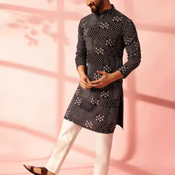 Anouk Men Bandhani Printed Regular Kurta with Pyjamas image 5