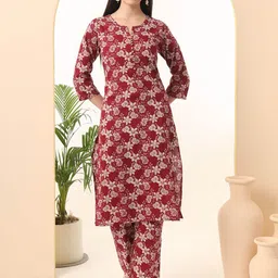 EKISHA Printed Round Neck Tunic & Trousers Co-Ords-34