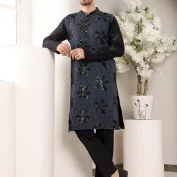MULTI SHADES Floral Embroidered Mandarin Collar Sequenned Straight Kurta With Trouser-image-89