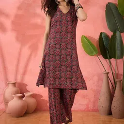 InWeave Women Ethnic Motifs Printed Cotton Kurta with Palazzo-image-27