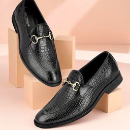 Provogue Men Textured Leather Formal Loafers-image-24
