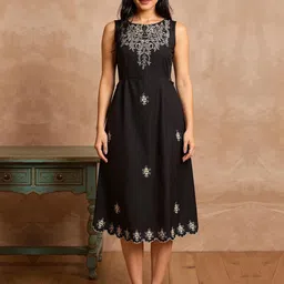 ZUMMER Women Ethnic Motifs Embroidered Cut-Outs Fit and Flare Midi Dress-picture-36