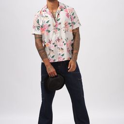 Vestirio Men Relaxed Floral Opaque Printed Casual Shirt-image-125