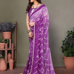 DIVASTRI Embroidered Pure Georgette Block Print Saree image 5