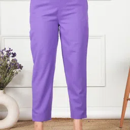 Aramya Women Straight-Fit Mid-Rise Regular Trouser-image-45