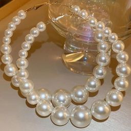 ISLANA Brass Pearls Earrings-26