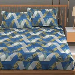 FURNOFY Blue & White Geometric 130 GSM King Superfine Bedsheet with 2 Pillow Covers-picture-34