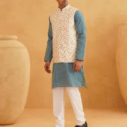 SOJANYA Men Regular Thread Work Kurta with Churidar image 3