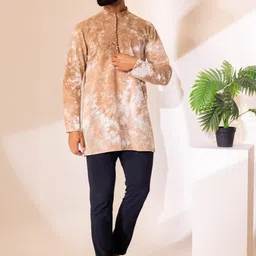 INAAYA JAIPUR Men Dyed Thread Work Kurta-image-30