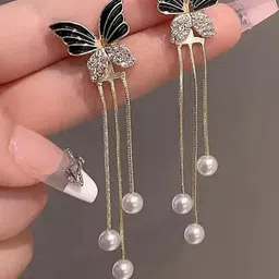 ONUYX Animal Shaped Drop Earrings-32