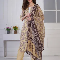 ARSA COUTURE Women Printed Regular Kurta with Trousers And Dupatta-image-3