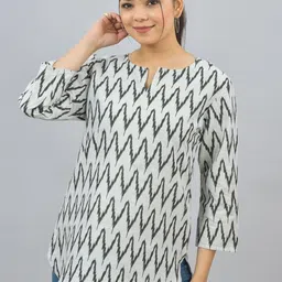 GiftyBasket Geometric Print Cotton Top-picture-27