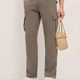 THE BEAR HOUSE Men Textured Straight Fit Cargos Trousers-image-84