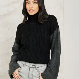 Styli Women Oversized Cable Knit Colorblock Sweater with Extended Sleeve-image-34
