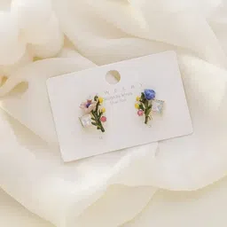 SUYUG Gold-Plated Artificial Stones Studded Floral Shaped Studs-13