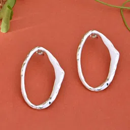 ToniQ Silver Plated Contemporary Studs-25
