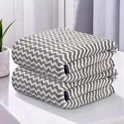 Kuber Industries Grey & White 2 Pieces Printed 280 GSM Ultra Absorbent Soft Hand Towels-88