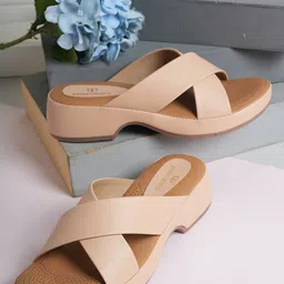 pelle albero Women Western Embellished Wedge Sandals-46