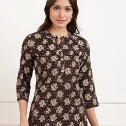 True Shape Floral Printed Mandarin Collar Short Kurti-image-15