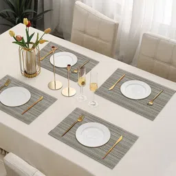 LooMantha 4-Pcs Green Textured Heat Resistant Table Placemats-22
