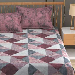 MAFATLAL Autumn Delight Maroon Geometric Cotton 186 TC King Bedsheet Set-2.74mX2.74m-image-1