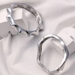 SOHI Women 2 Silver-Plated Bangle-Style Bracelet-picture-27