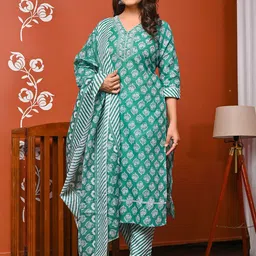 Anouk Women Floral Printed Cotton Kurta with Trouser & Dupatta-33