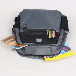 PB Pearlbags Men Colourblocked Backpack-image-44