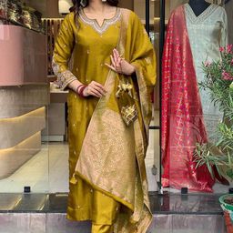 TWINS LADY Women Ethnic Motifs Embroidered Regular Sequinned Raw Silk Kurta with Trousers & With Dupatta-19