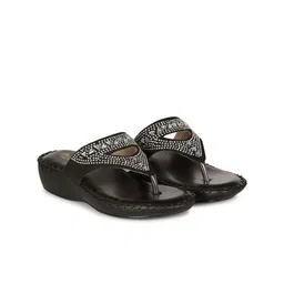 BIG BIRD Embellished Wedge Sandals-52