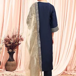SKYLEE Women Floral Embroidered Kurta with Trousers & Dupatta image 4
