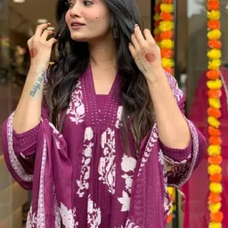 BAESD Women Floral Printed Regular Kurta with Palazzos & With Dupatta-picture-57
