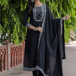 VredeVogel Women Floral Embroidered Regular Kurta with Trousers & With Dupatta-51