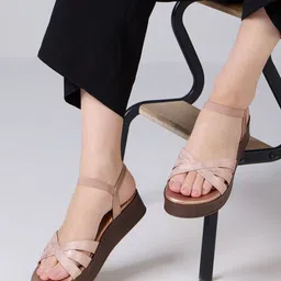 Inc 5 Women Round Toe Heels-38