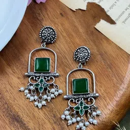 NAMAN ARTS Silver-Plated Artificial Stones Studded Geometric Drop Earrings-15
