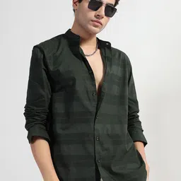 SHOWOFFFF Horizontal Striped Mandarin Collar Comfort Slim Fit Cotton Casual Shirt-image-98