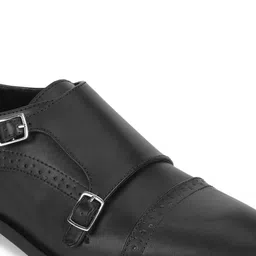 Truffle Collection Men Textured Basic Monks image 5