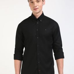 Tommy Hilfiger Men Slim Fit Button-Down Collar Solid Cotton Casual Shirt-picture-0